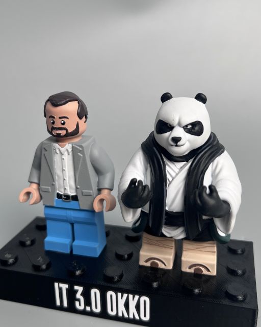 Корпоративний подарунок фігурки у стилі LEGO